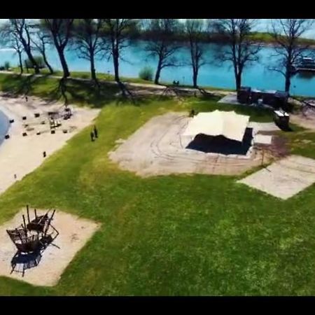 Luxus Chalet Im Schoenen Recratiepark De Veerstal Rheden Zewnętrze zdjęcie